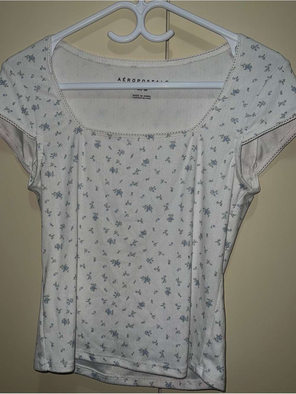 Aeropostale White Tee with Light Blue Floral Print